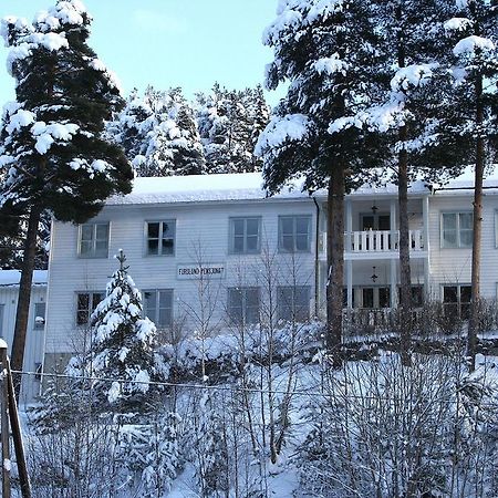 Furulund Pensjonat Ron Exteriör bild