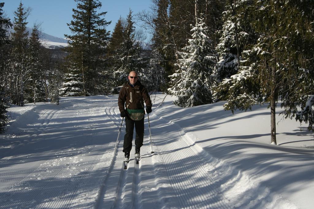 Furulund Pensjonat Ron Exteriör bild